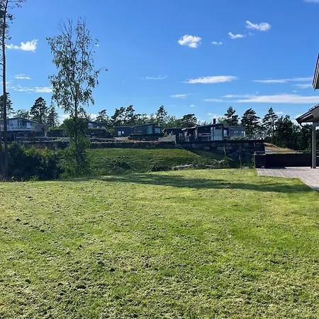 4 Bedroom Amazing In * Færvik